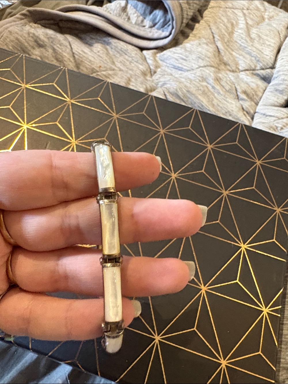 White Mother-of-Pearl Link Bracelet - Women Jewelry